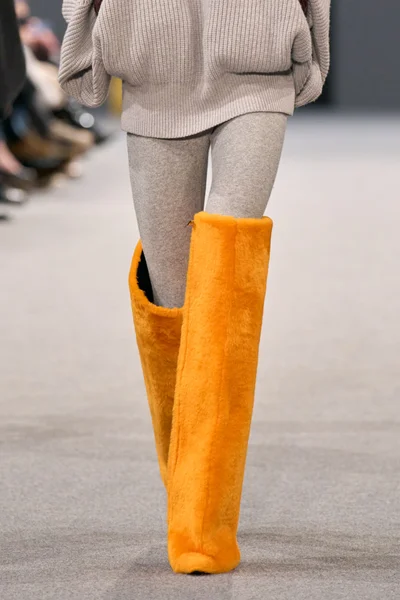 Look 20